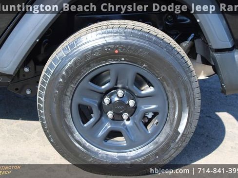 Used 2023 Jeep Wrangler Sport image 6