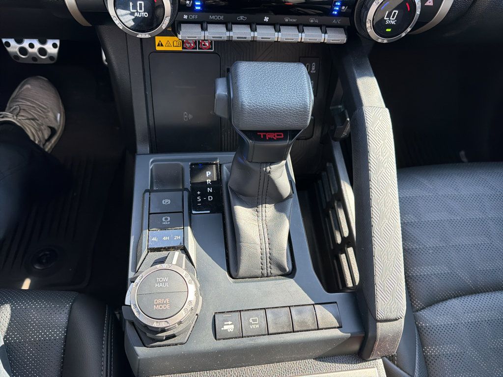 Used 2024 Toyota Tacoma TRD Sport w/ TRD Sport Premium Package AWD/4WD image 18
