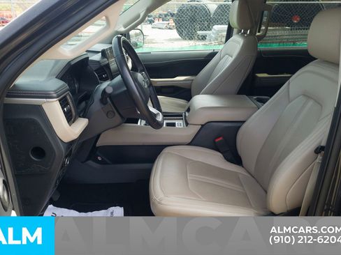 Used 2024 Ford Expedition Max Limited image 16
