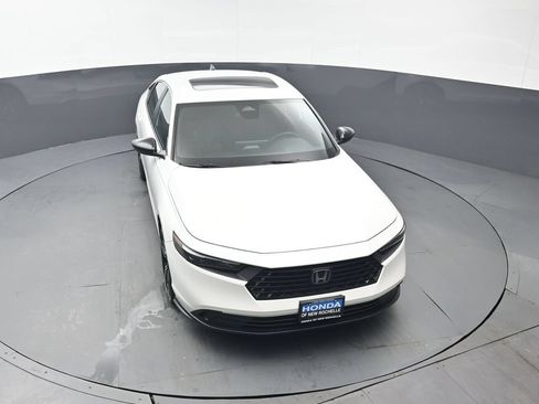 Used 2023 Honda Accord Sport image 39