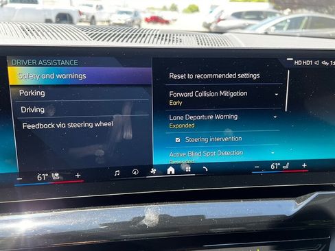Used 2026 BMW 530i xDrive w/ M Sport Package AWD/4WD image 42