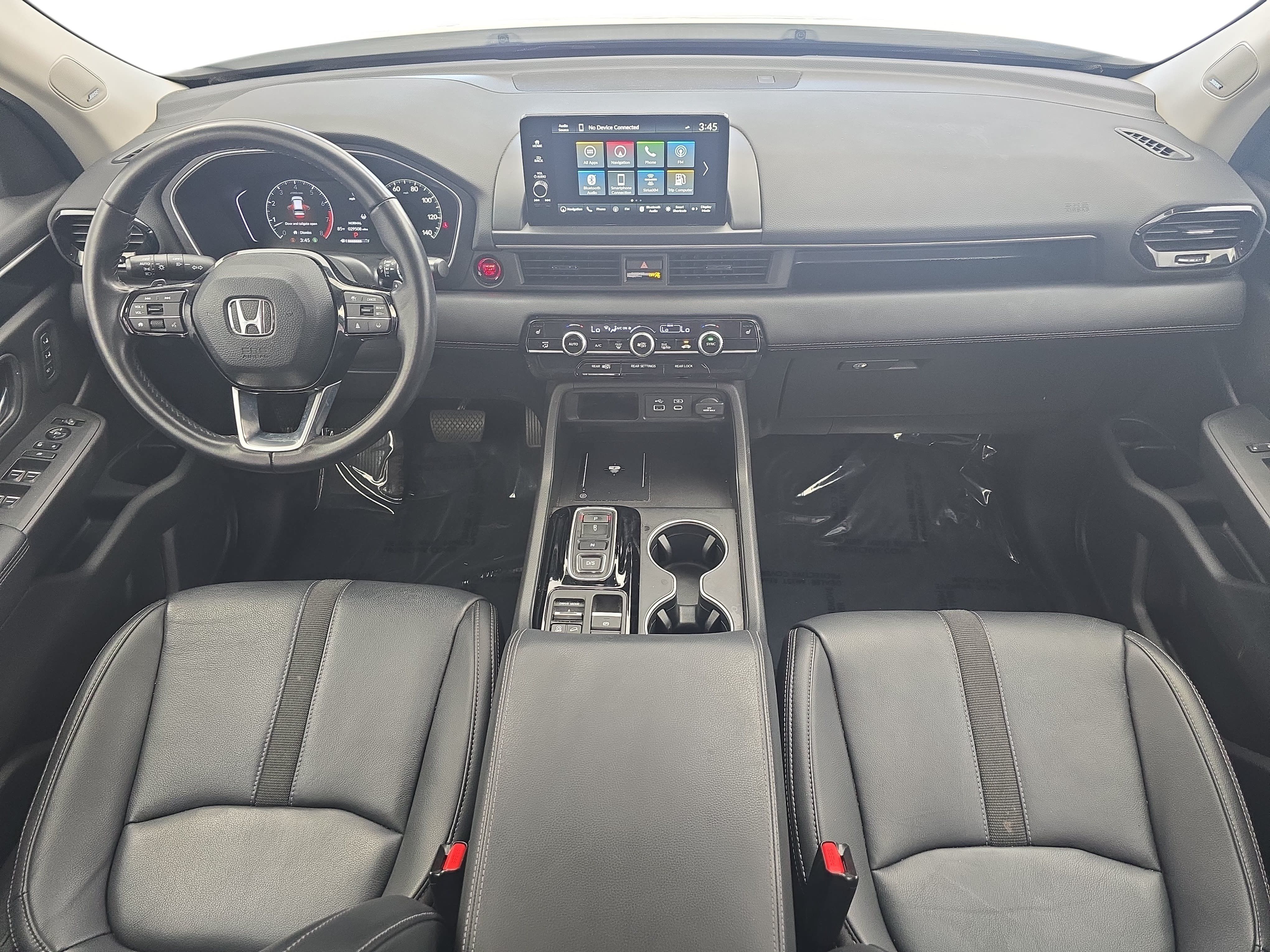 Certified 2024 Honda Pilot Touring image 9