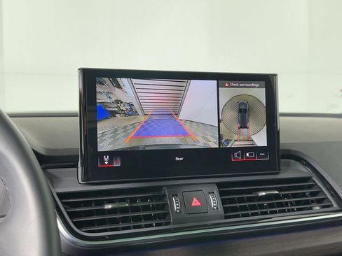 Certified 2025 Audi Q5 2.0T Premium Plus w/ Premium Plus Package image 26