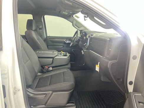 Used 2023 GMC Sierra 1500 SLE AWD/4WD image 19