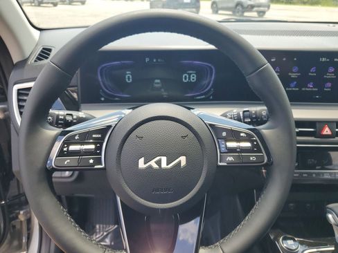 New 2026 Kia Seltos S FWD image 10