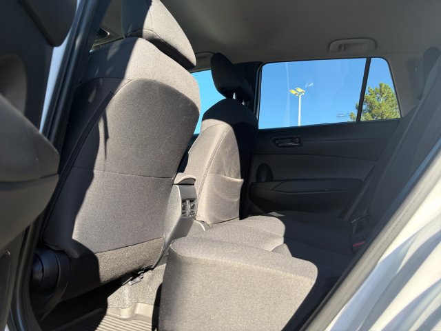 Used 2023 Toyota Corolla Cross LE AWD/4WD image 17
