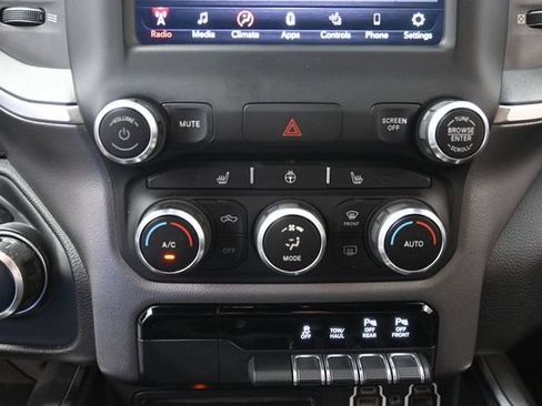 Used 2019 RAM 1500 Big Horn AWD/4WD image 26