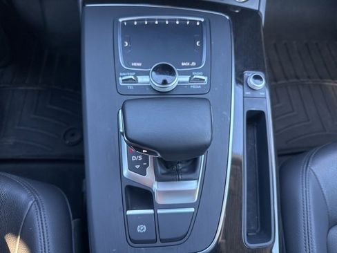 Used 2020 Audi Q5 2.0T Premium Plus w/ Premium Plus Package image 31