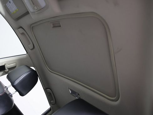Used 2013 Nissan Rogue SL image 4