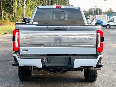 New 2025 Ford F350 Platinum w/ Platinum Plus Package image 4