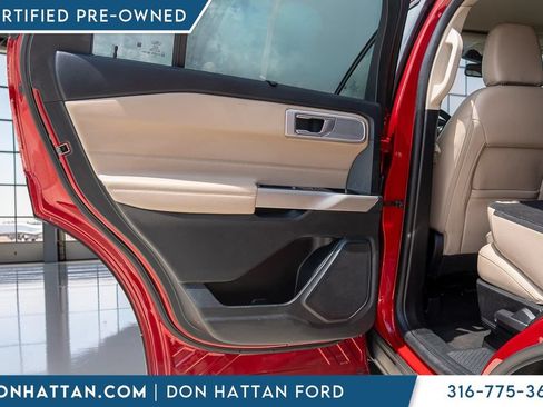 Certified 2023 Ford Explorer Limited AWD/4WD image 19