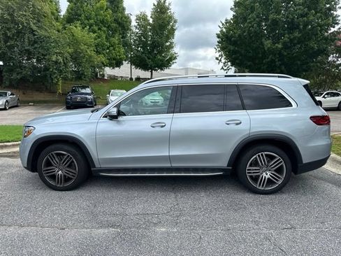 Used 2025 Mercedes-Benz GLS 450 4MATIC image 8