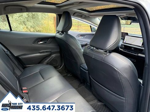 Used 2024 Toyota Prius XLE AWD/4WD image 33