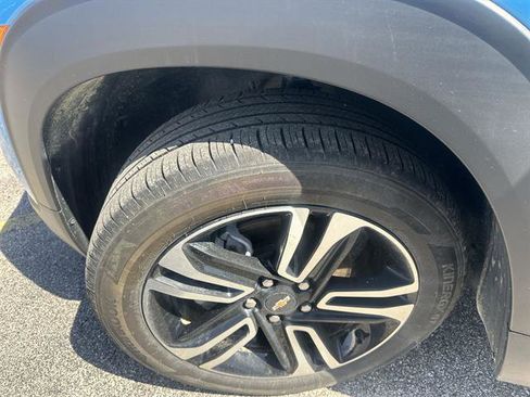 Used 2025 Chevrolet TrailBlazer LT w/ Convenience Package image 18