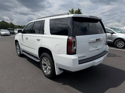 Used 2017 GMC Yukon SLT w/ Open Road Package AWD/4WD image 9