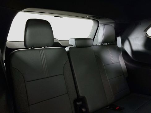 New 2026 GMC Acadia AT4 w/ Luxury Package AWD/4WD image 28