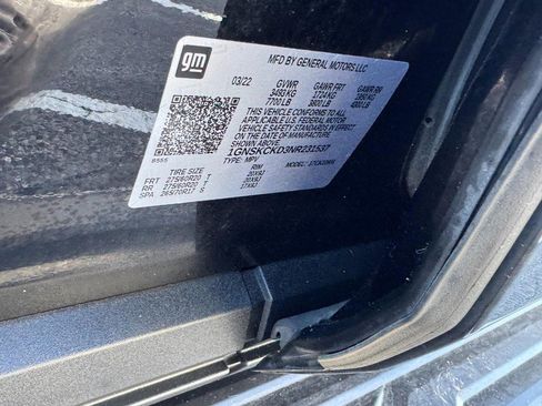 Used 2022 Chevrolet Suburban LT w/ Luxury Package image 27