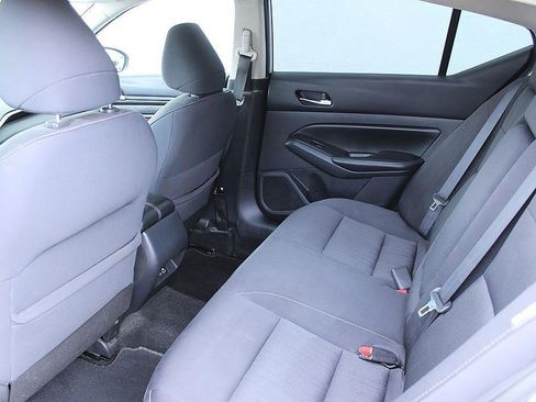 Used 2019 Nissan Altima 2.5 S image 12