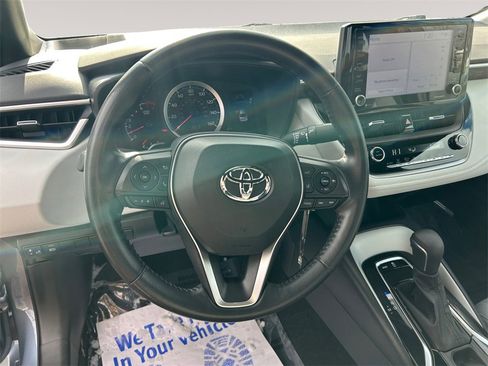 Used 2022 Toyota Corolla SE image 12
