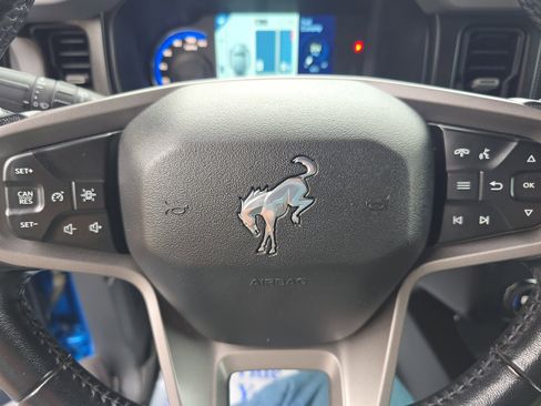 Used 2023 Ford Bronco Big Bend image 14