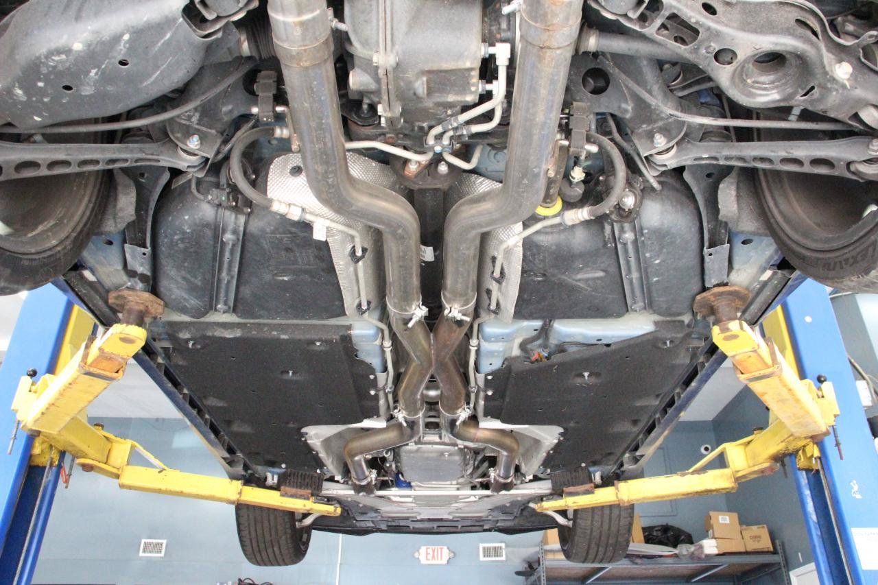 Used 2020 Chevrolet Camaro SS RWD image 98