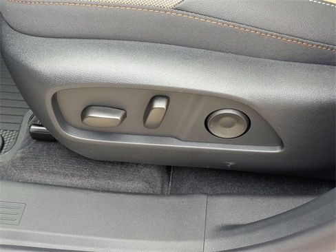 New 2026 Chevrolet Equinox ACTIV w/ Convenience Package III image 11