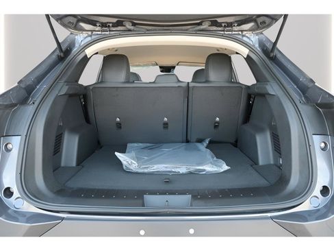New 2025 VinFast VF 8 Eco AWD/4WD image 23