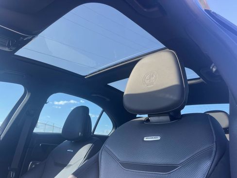 Certified 2024 Mercedes-Benz C 36 AMG S image 33
