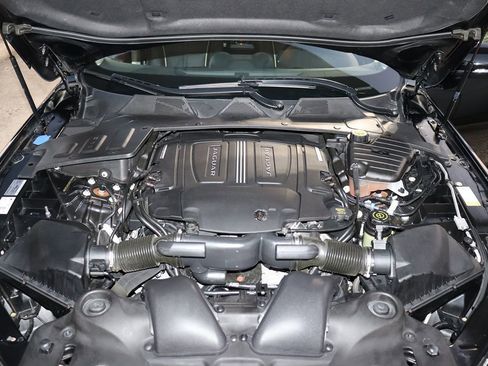 Used 2014 Jaguar XJ L Portfolio image 71