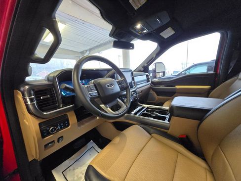 Used 2025 Ford F350 Lariat w/ Chrome Package image 9