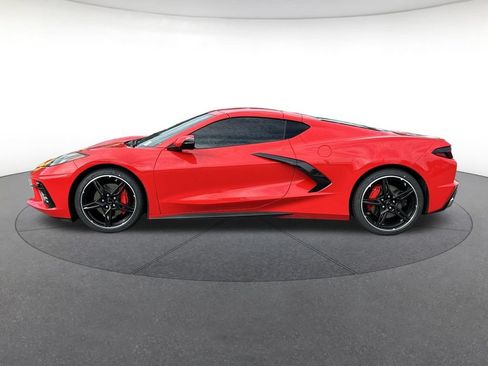Used 2022 Chevrolet Corvette Stingray Coupe w/ 1LT RWD image 2