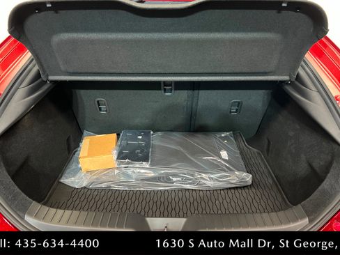 New 2026 MAZDA MAZDA3 Hatchback w/Premium Plus Pkg AWD/4WD image 24