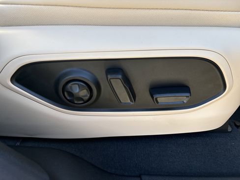 New 2025 Jeep Grand Cherokee L Limited image 10