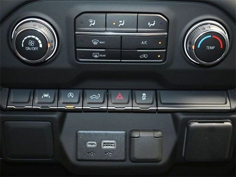 New 2025 Chevrolet Silverado 1500 Custom image 19