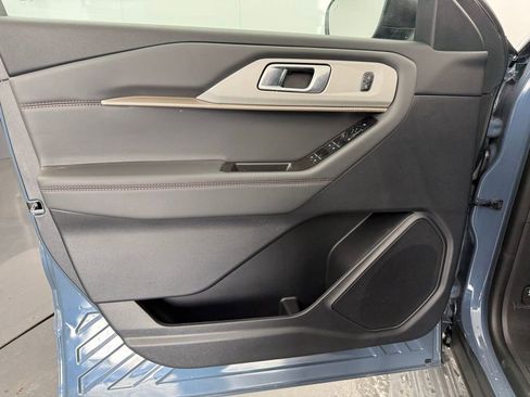 New 2026 Ford Explorer Active w/ Active Comfort Package image 23