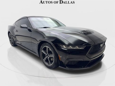 Used 2024 Ford Mustang Coupe image 4