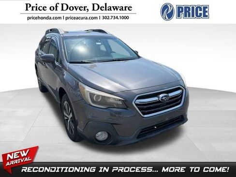 Used 2018 Subaru Outback 2.5i Limited AWD/4WD image 1