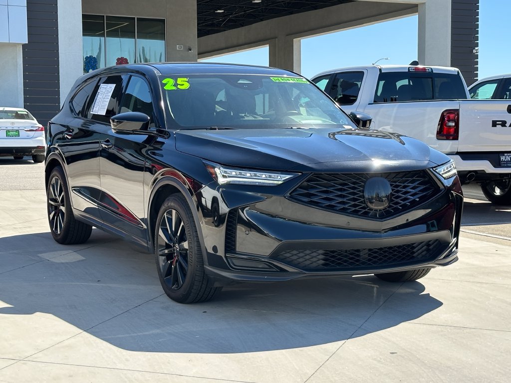 Used 2025 Acura MDX w/ Technology Package FWD image 12