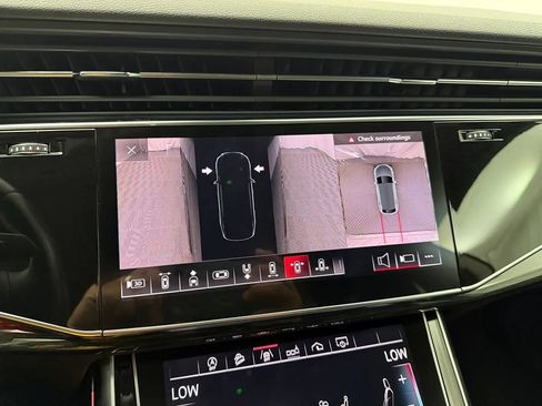 Used 2019 Audi Q8 Premium Plus AWD/4WD image 28