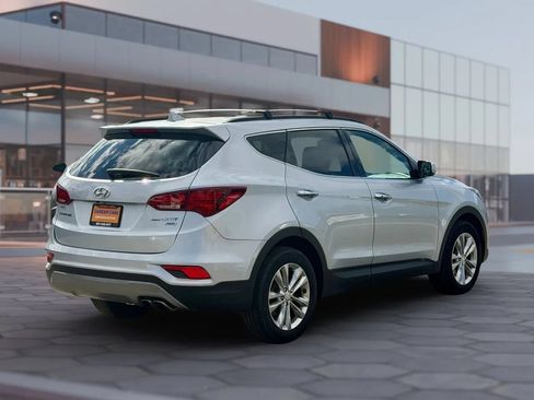 Used 2017 Hyundai Santa Fe Sport 2.0T AWD/4WD image 11