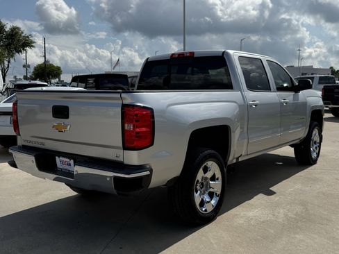 Used 2018 Chevrolet Silverado 1500 LT w/ All Star Edition RWD image 5
