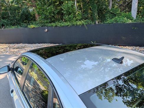 Used 2023 Volkswagen Jetta SE w/ Panoramic Sunroof Package FWD image 21