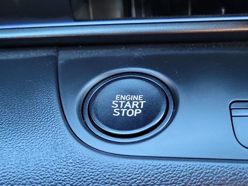 Certified 2025 Hyundai Elantra SEL w/ Cargo Package image 14