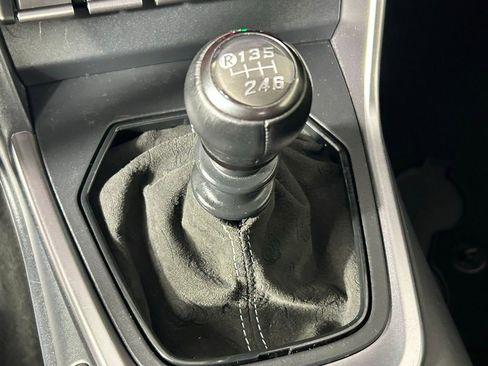 Used 2024 Toyota GR86 Premium image 19