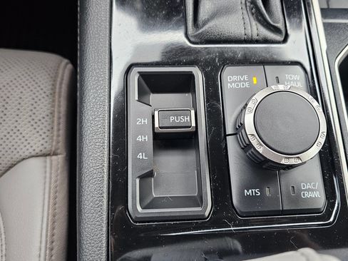 Used 2022 Toyota Tundra Limited w/ TRD Off-Road Package AWD/4WD image 19