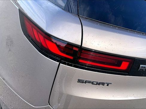 Used 2023 Land Rover Range Rover Sport SE Dynamic image 31