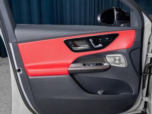 New 2026 Mercedes-Benz GLC 43 AMG 4MATIC image 12