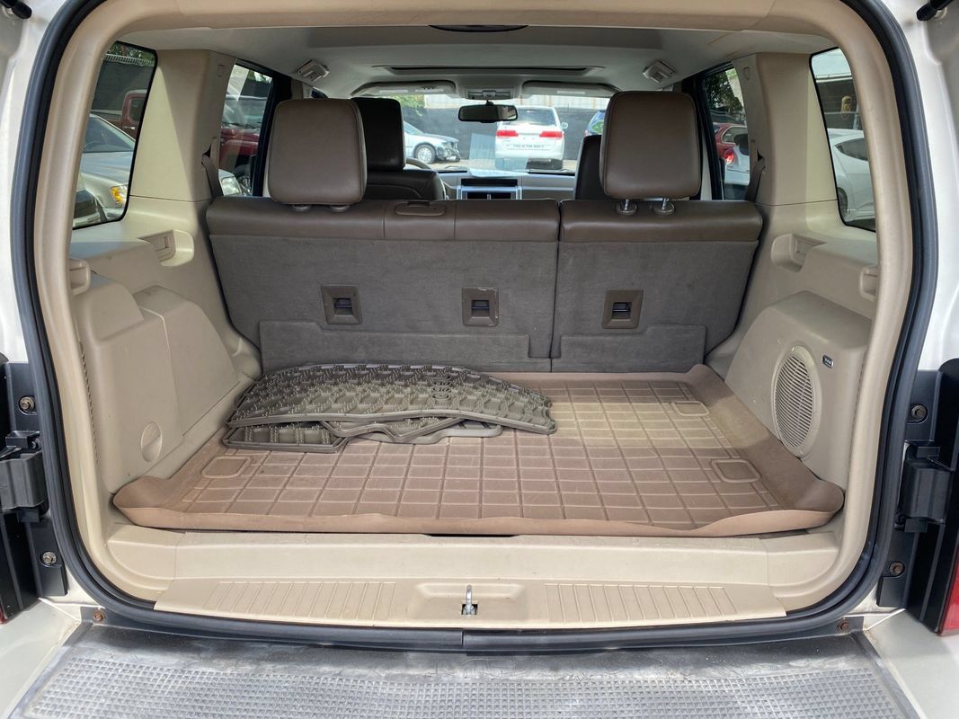 Used 2008 Jeep Liberty Limited w/ Premium Group II AWD/4WD image 13
