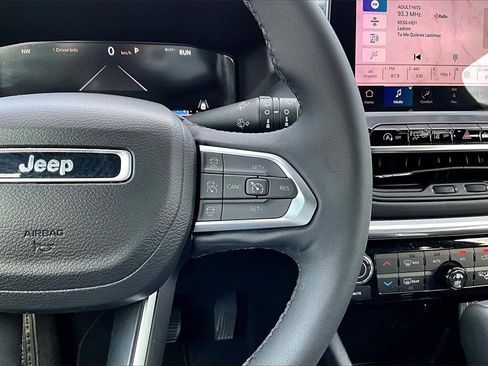 Used 2023 Jeep Compass High Altitude image 19