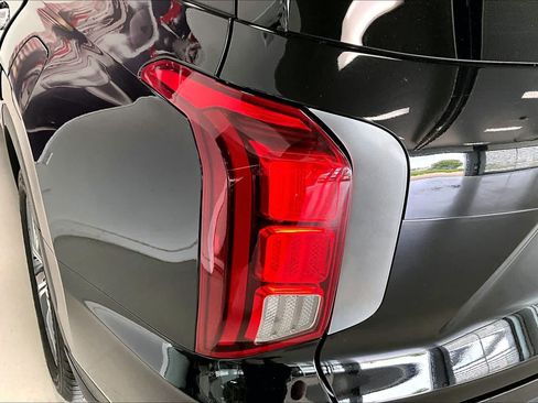 Used 2021 Hyundai Palisade SEL w/ Premium Package AWD/4WD image 29